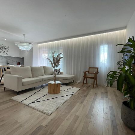 Myslym Shyri'S Apartments Tiranë Eksteriør bilde