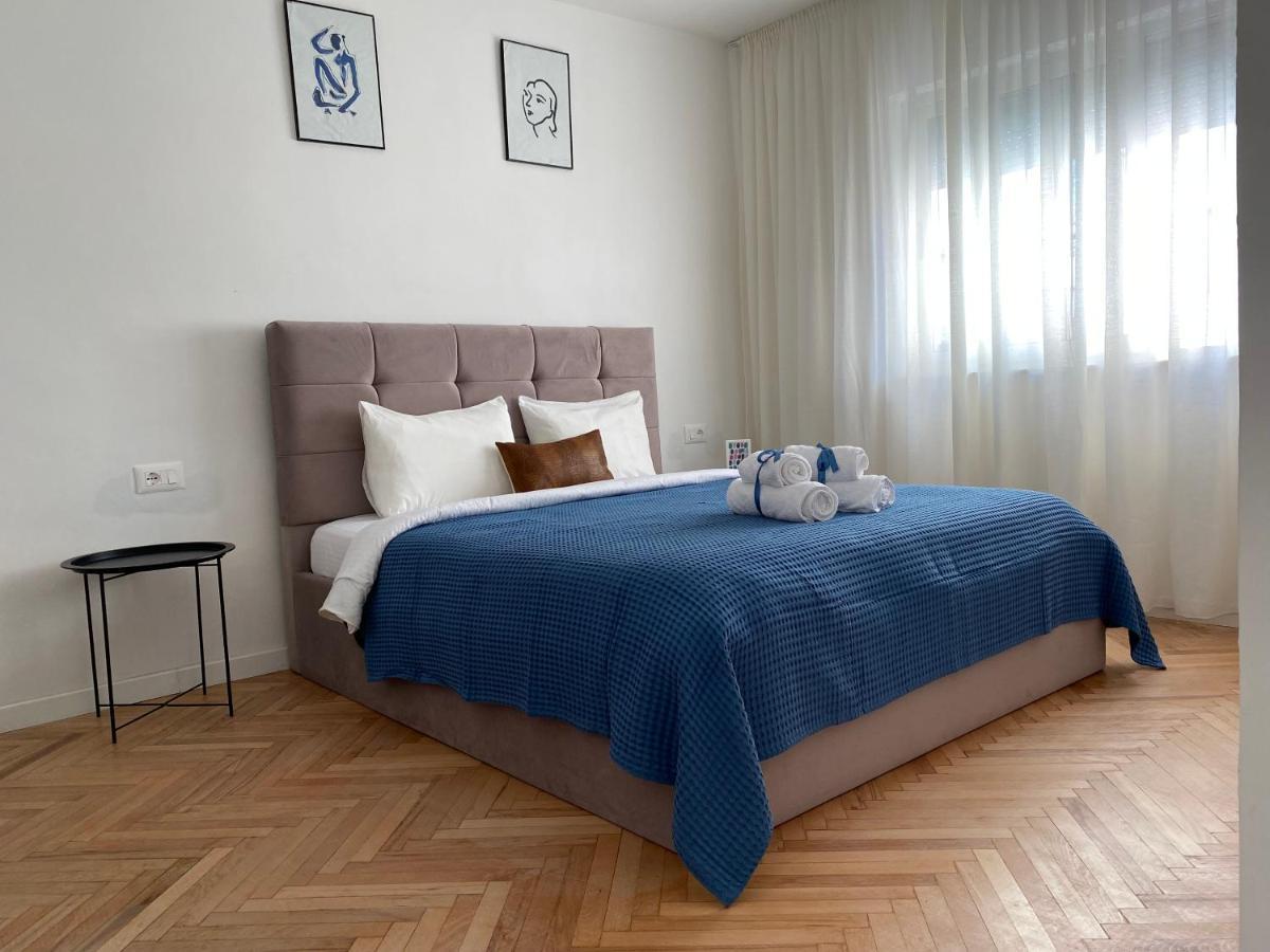 Myslym Shyri'S Apartments Tiranë Eksteriør bilde