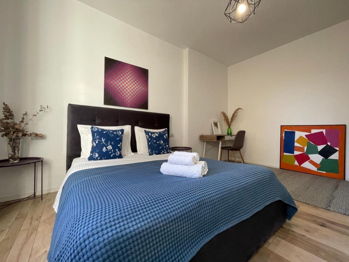 Myslym Shyri'S Apartments Tiranë Eksteriør bilde