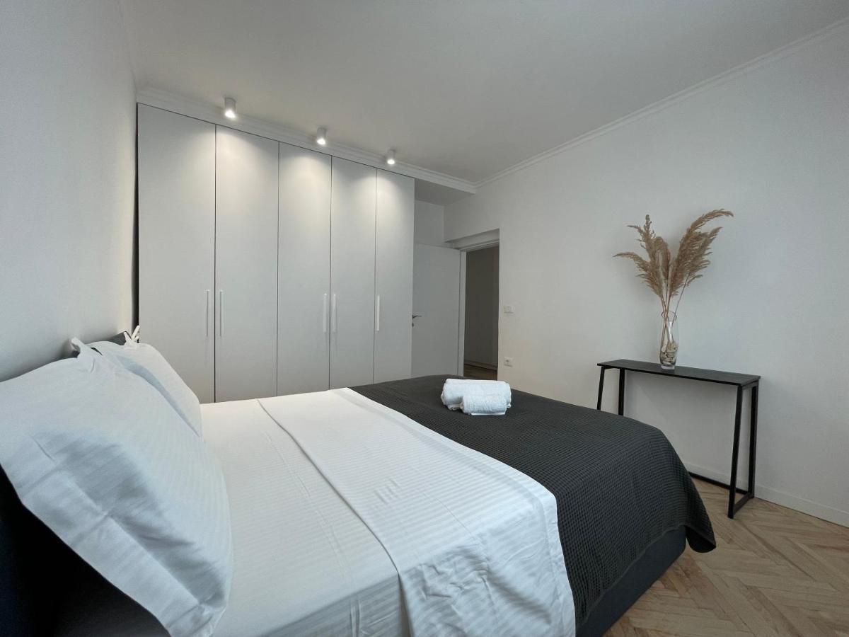 Myslym Shyri'S Apartments Tiranë Eksteriør bilde