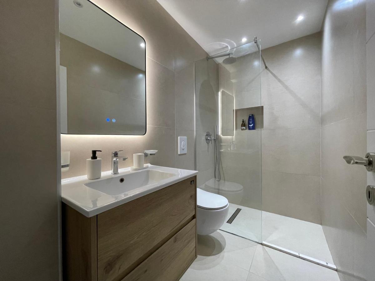 Myslym Shyri'S Apartments Tiranë Eksteriør bilde