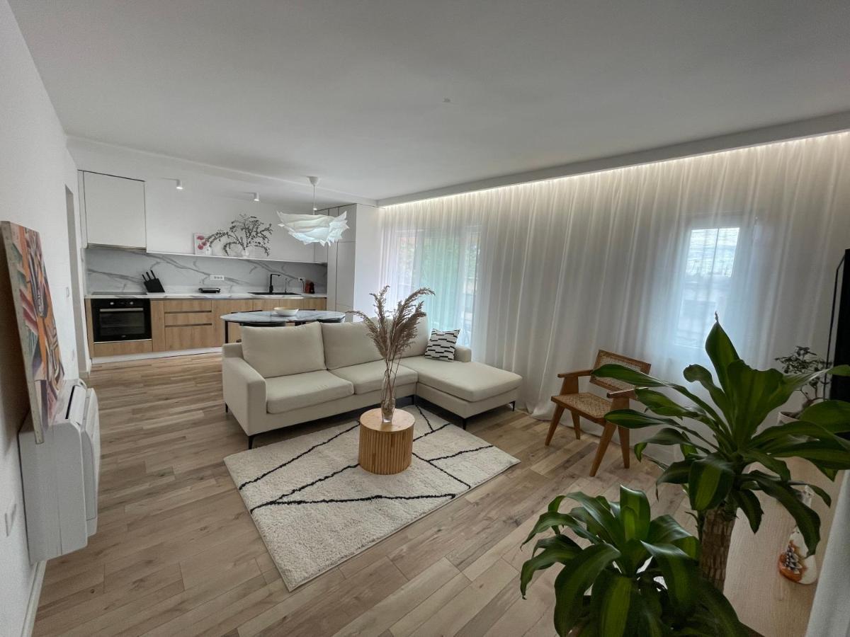Myslym Shyri'S Apartments Tiranë Eksteriør bilde