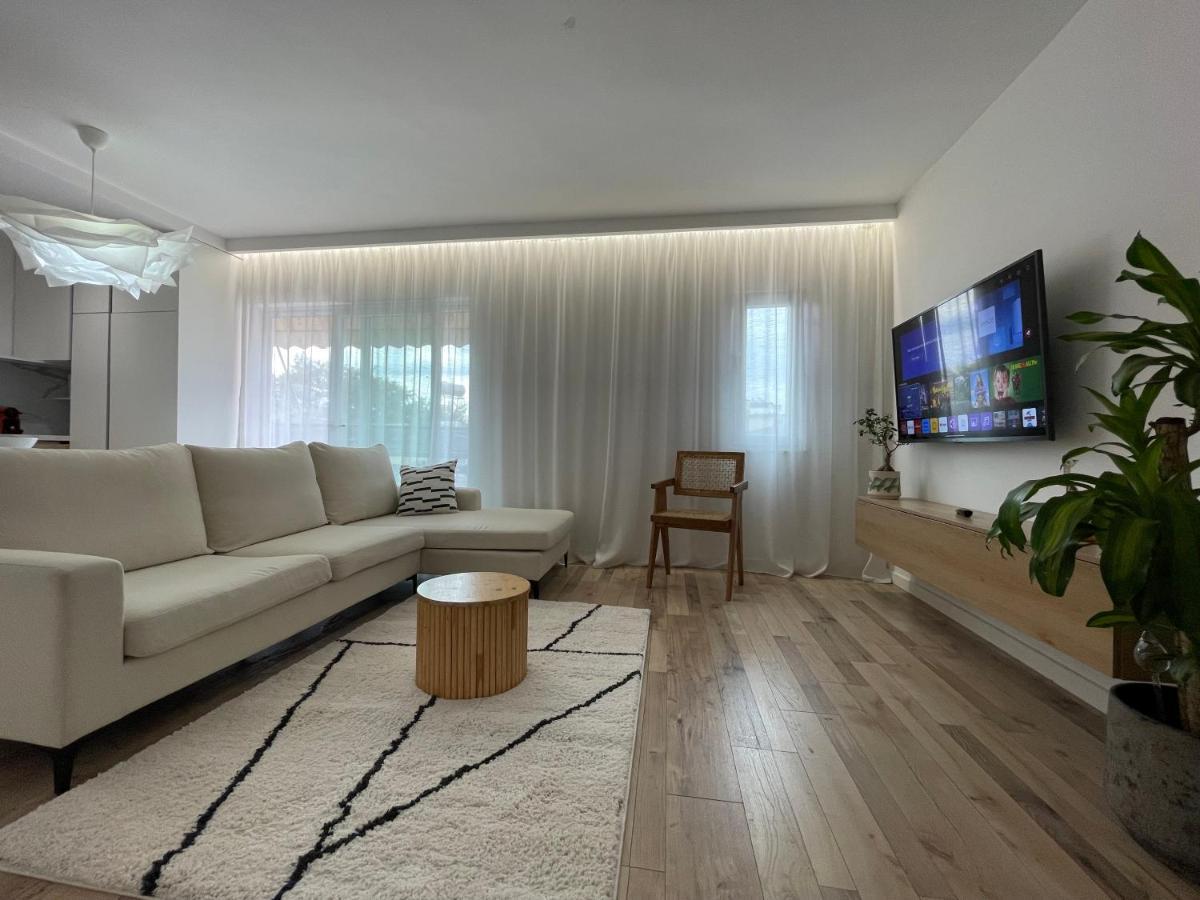 Myslym Shyri'S Apartments Tiranë Eksteriør bilde