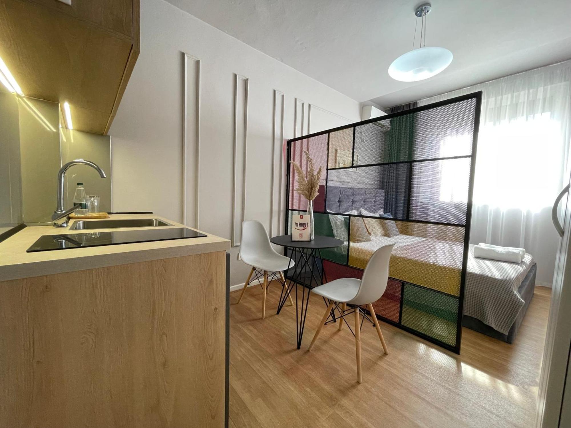 Myslym Shyri'S Apartments Tiranë Eksteriør bilde